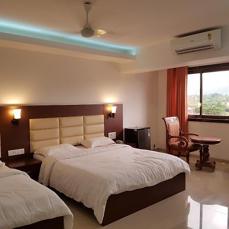 Bisu Hotel & Resorts Khed  Eksteriør bilde